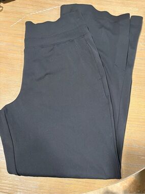 Athleta Black Workout Leggings with Hidden Waistband Pocket